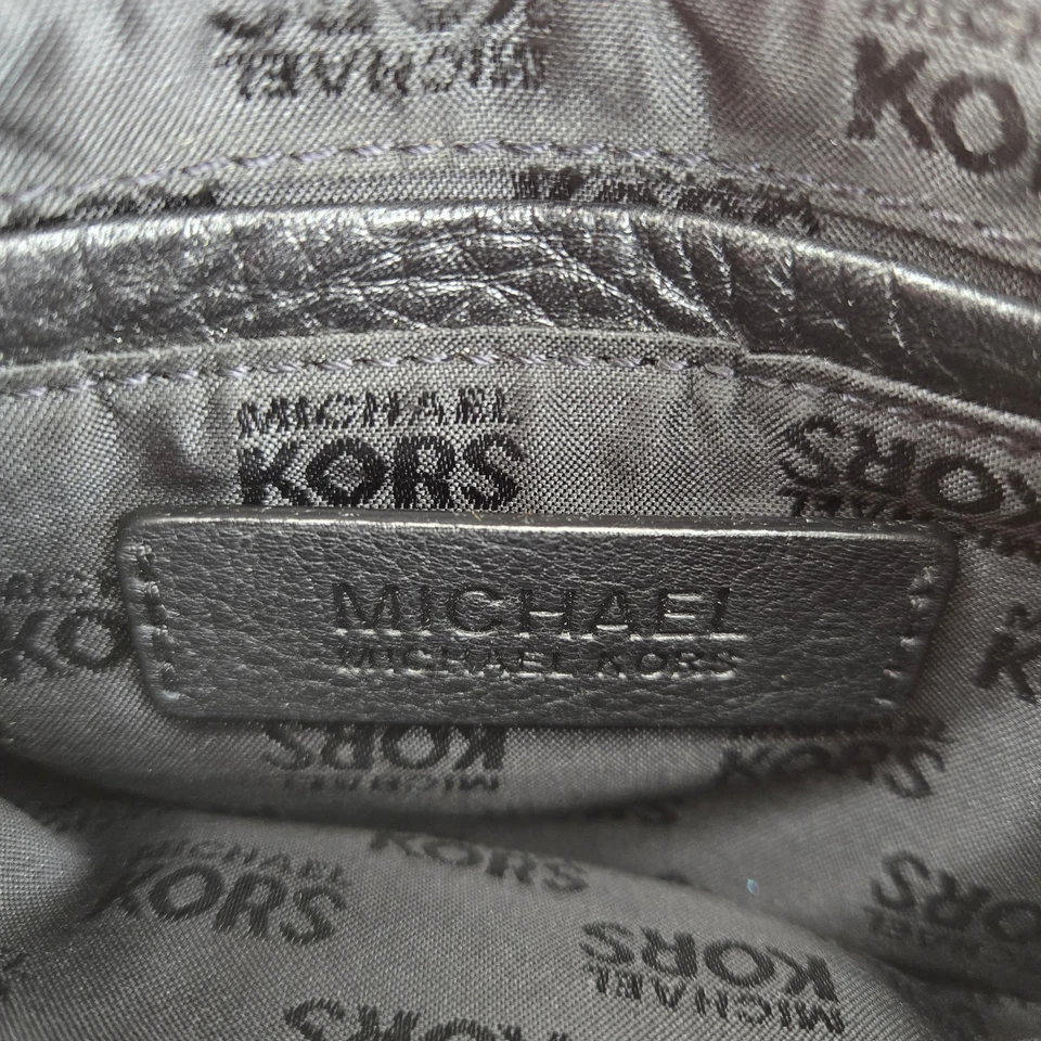 Michael Michael Kors Fulton Wristet in Black Pebbled Leather Gold Tone Logo - Image 4 of 4