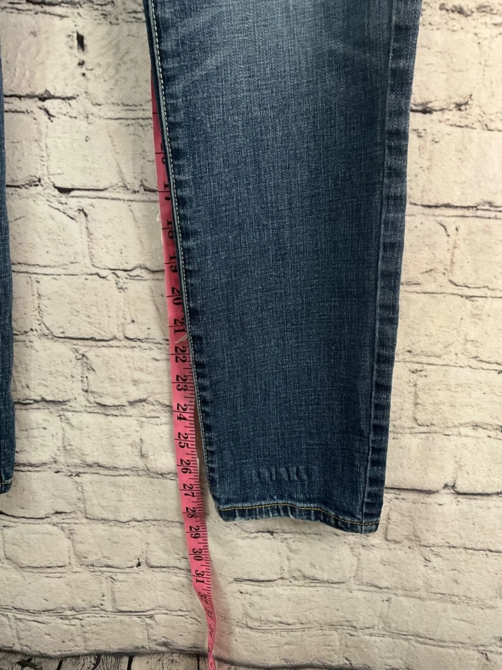 Pantalones de mezclilla American Eagle para niñas talla 6 Foto 3 de 4