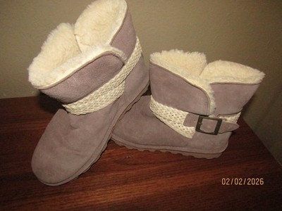 BEARPAW size 9 Women's 1902W-BRIENNE Fur Collared Women s Winter Brown