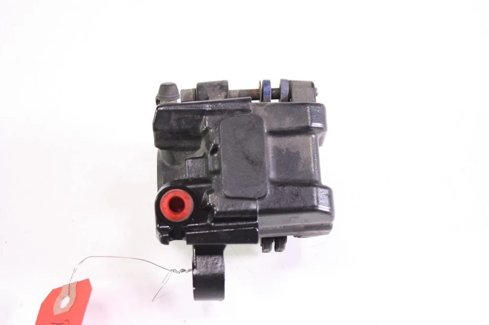 Pinza de freno trasera 11 Honda CBR250R Foto 3 de 4