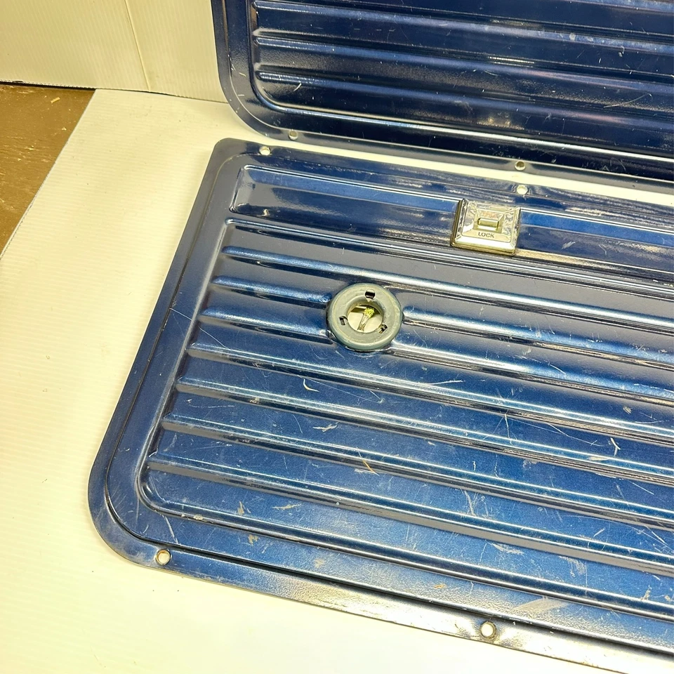 72-95 Chevy / Van G10 G20 G30 Driver/Passenger Side OEM Door Panel Metal Blue Foto 2 de 4