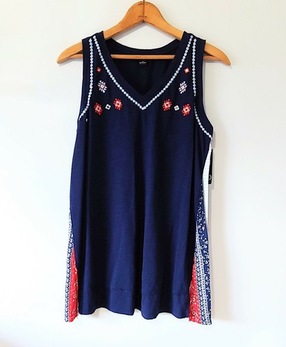 New Direction Tank TopWomens Small Medallion Back Blue Red Sleeveless Pullover - Picture 2 of 4