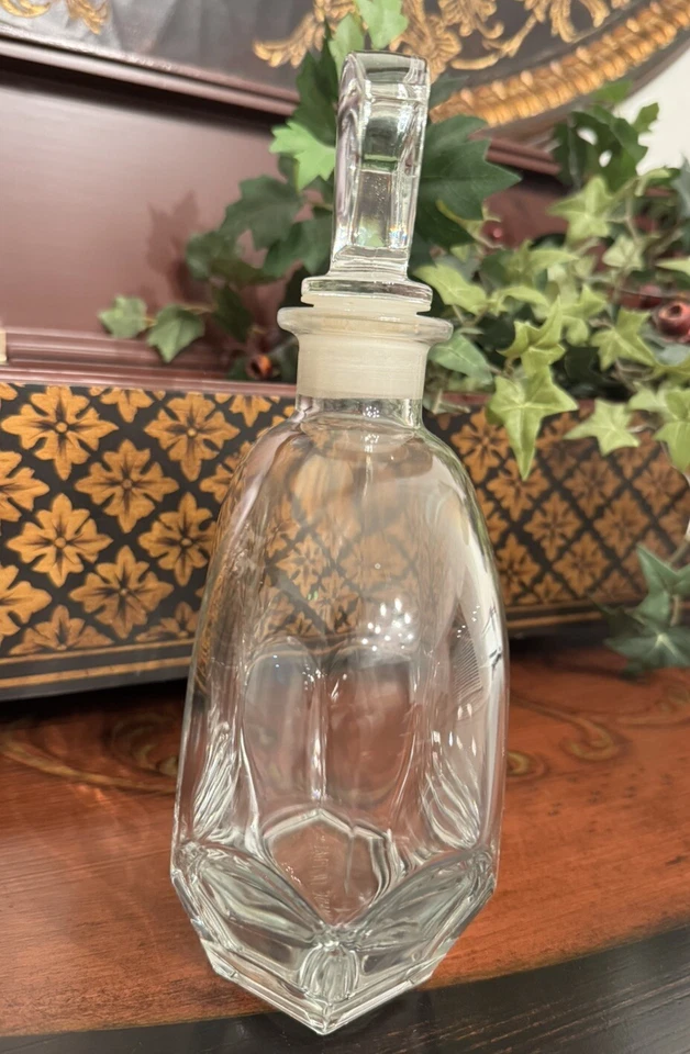 Decantador de Luigi Bormioli Edición Luz y Música, con Tapón Foto 2 de 4