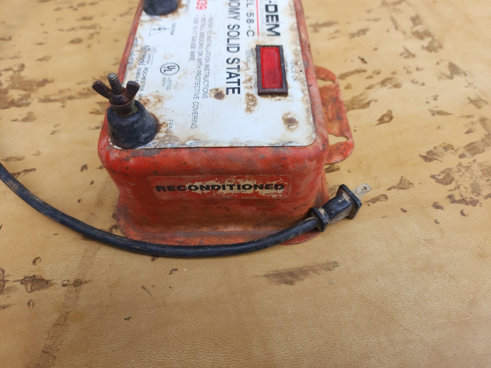 Vintage Holdem Electric Fencer Fence Panel Model 57 C Solid State eBay