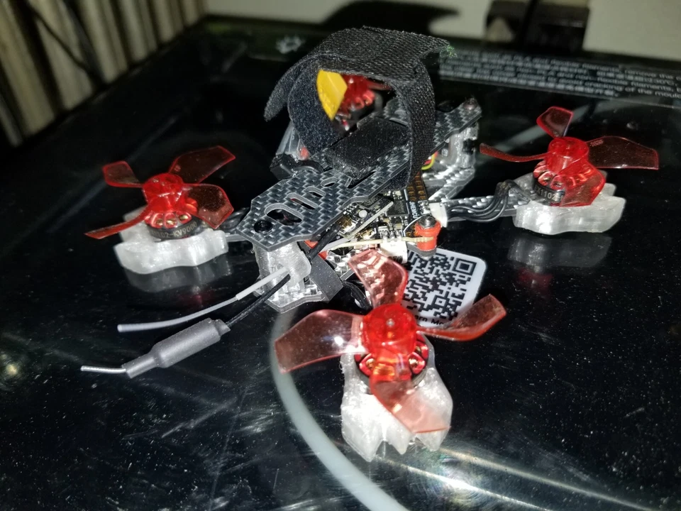 TOOTHGRINDER Fpv Drone 2S ELRS Race Drone Custom Tuned Ready To Fly Silver CF - Image 2 of 4