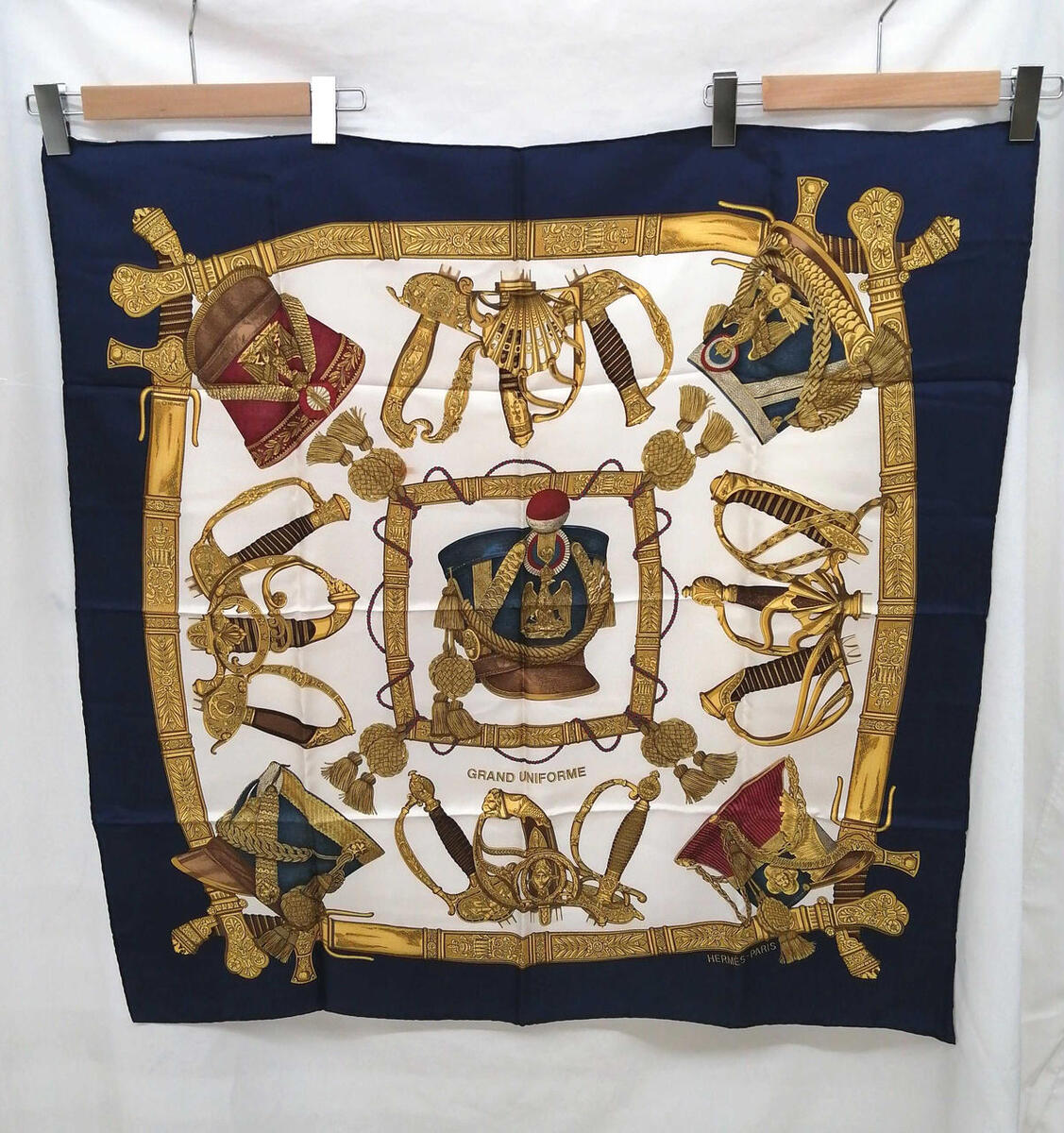HERMESエルメス スカーフ grand uniforme HERMES Scarf Carre 90 GRAND UNIFORME Silk100% Antique Japan