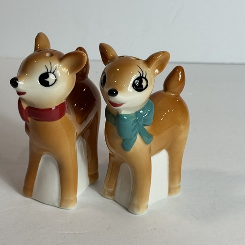 Cracker Barrel Ceramic Christmas Reindeer Pair Salt & Pepper Shaker Set in Box - Picture 6 of 12