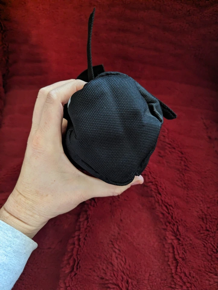 Portabotellas de agua aislado OGIO paquete suave aislado  Foto 3 de 4