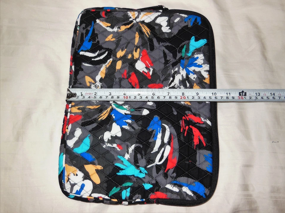 NWT Vera Bradley 13" TABLET SLEEVE in SPLASH FLORAL 15859-J17 MSRP $38 - Image 3 of 4