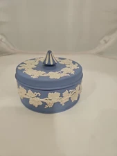 Vintage 1940's Early WEDGWOOD BLUE JASPERWARE Round Lidded Grapevine Trinket Box