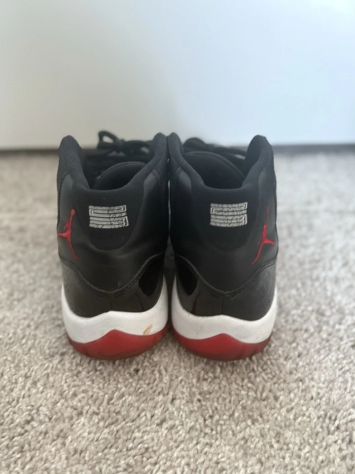 Jordan 11 Retro Bred 2012 - talla 11 SIN CAJA Foto 3 de 4