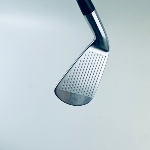 Titleist 718 T-MB #4 Iron / 23 Degree / Stiff Flex NS Pro Shaft - Picture 2 of 9