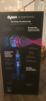 Dyson Supersonic Hair Dryer with Diffuser & Magnetic Styling Attachments