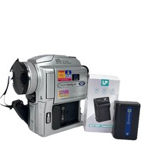 Sony PAL MiniDV Handycam Camcorder DCR-PC110E With Battery New Charger Workin