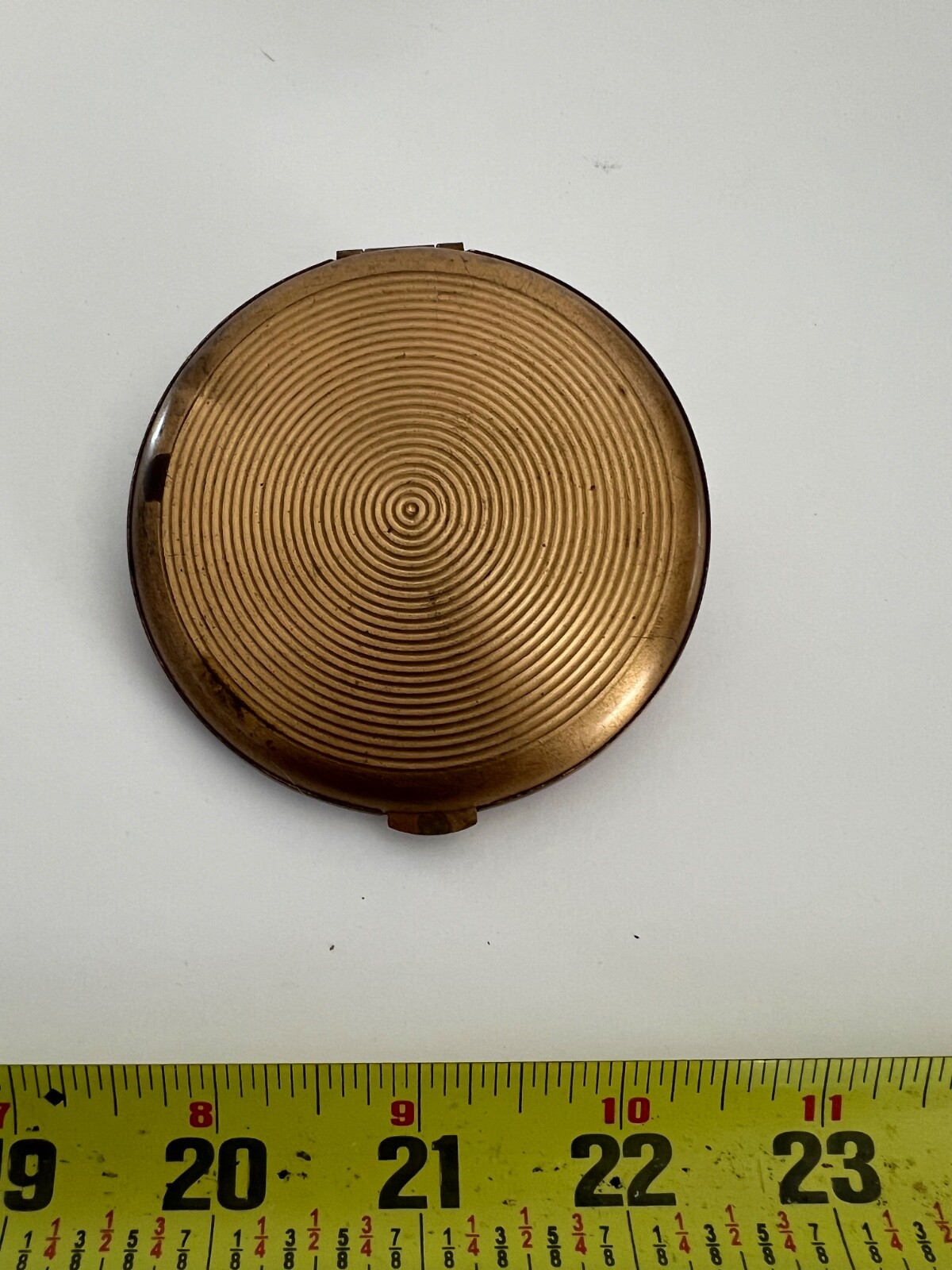 VINTAGE LIN BREN COMPACT WITH JEWELS PLEASE READ