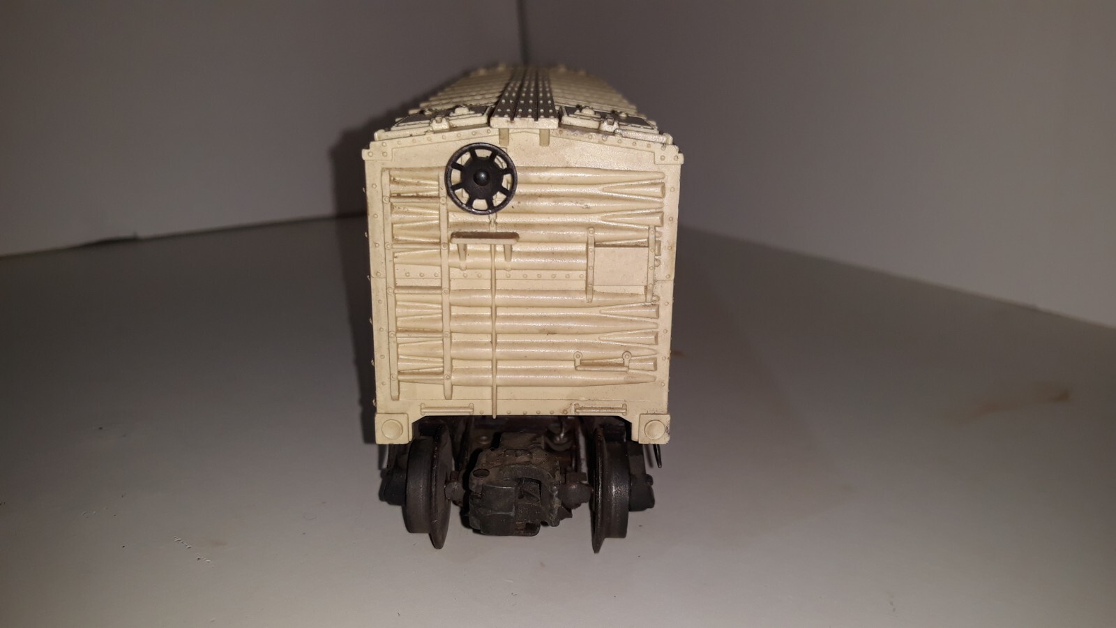 Lionel Lines 3472 Automatic Refrigerated Milk Car O Gauge Model