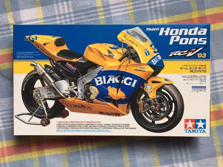 タミヤ 1/12 オートバイシリーズ No.95 チーム ホンダポンス RC211V 2003 プラモデル 14095 タミヤ チーム ホンダ ポンス RC211V '03 1/12 オートバイ