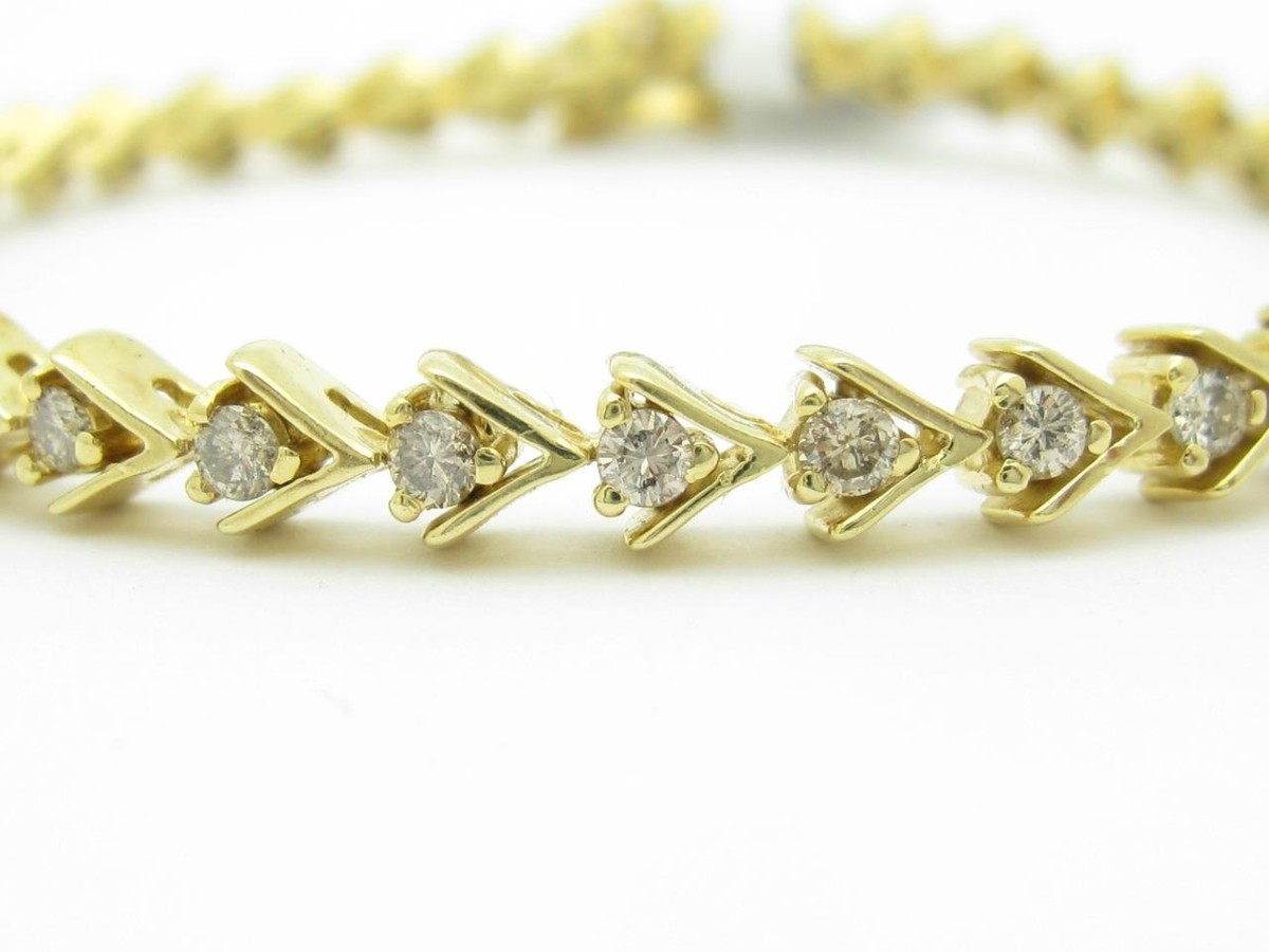 14kt Yellow Gold Genuine Diamond Arrow Design Single Row Tennis