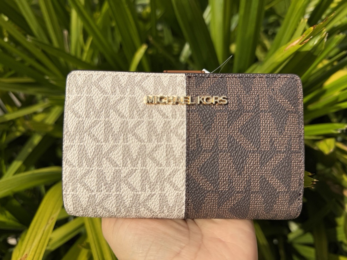 Michael Kors Jet Set Travel Medium Bifold Coin Zipper Wallet MK