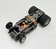 DAVESHOBBY Aurora AFX Slot Car - AFX MAGNATRACTION 4 GEAR CHASSIS