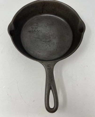 Vintage Wagner Ware SIDNEY-O-No. 5 Cast Iron Skillet 1055 A
