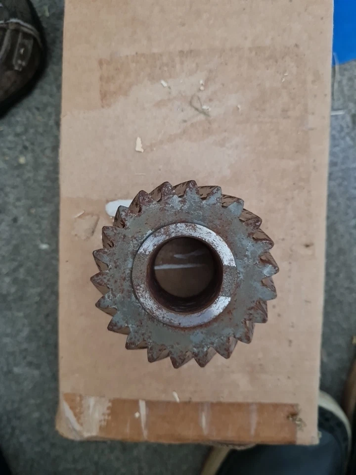 FORD TRANSIT 6-SPEED MANUAL MT82 REVERSE GEAR 2014- 1699473 - Image 3 of 4