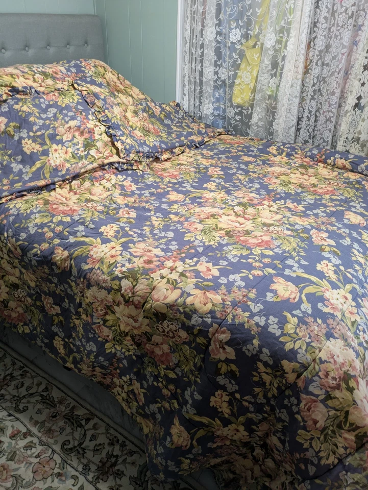 Raymond Waites King Size Blue Multicolor Cottage Floral plaid Comforter & Shams - Image 2 of 4