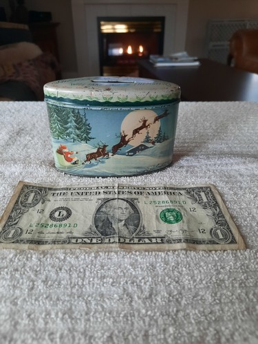 Antique Woolworth's Christmas Candy Bank Tin SANTA GRAPHICS terrific color RARE - Picture 4 of 10