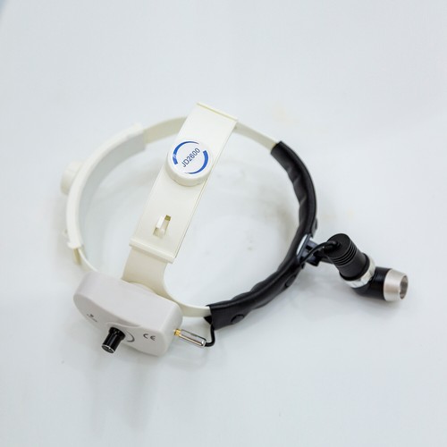 Faro LED quirúrgico ajustable de brillo JD2600 - Imagen 2 de 10
