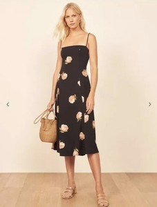 vollare dress reformation