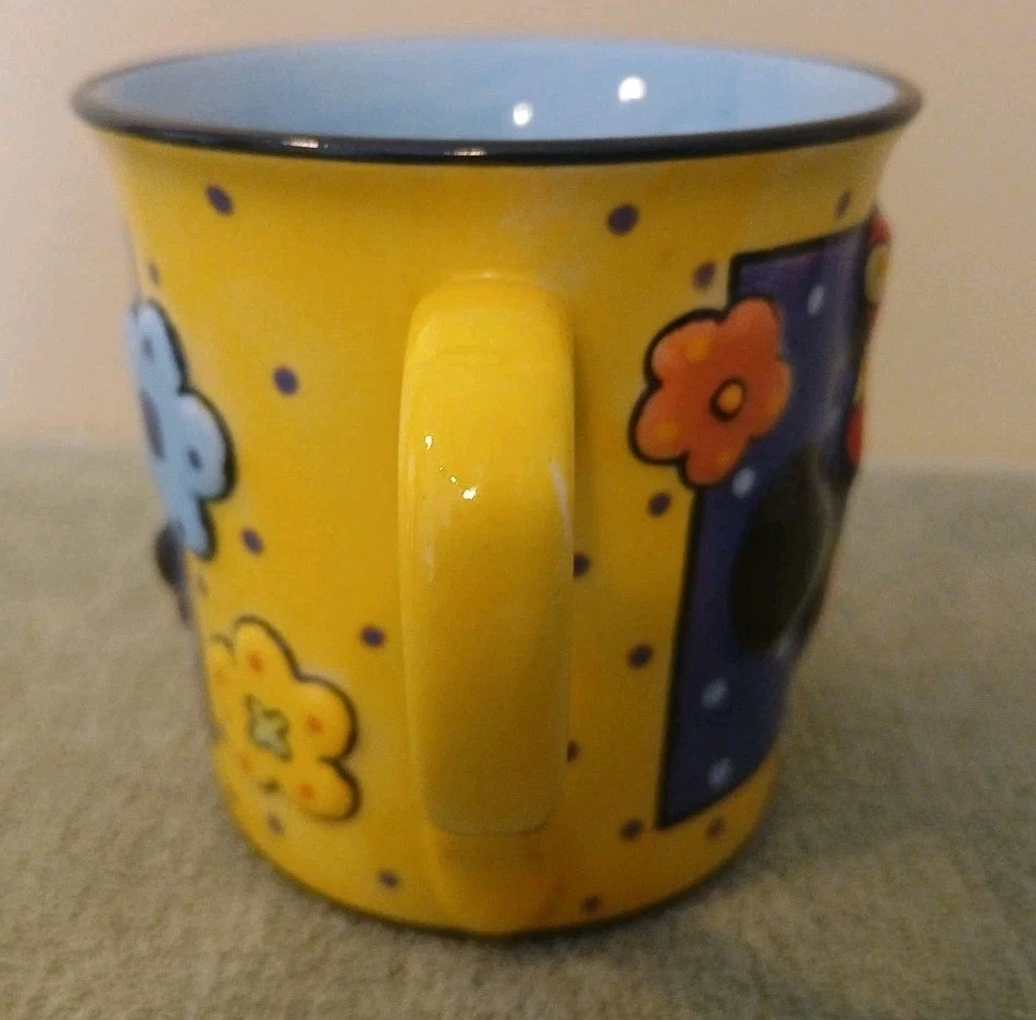 Taza de café en relieve 3D The Disney Store Minnie Mouse 4" Foto 4 de 4