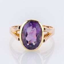 4.0ct Amethyst Ring in 14K Yellow Gold