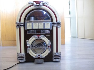 radio con lettore cd modello jukebox