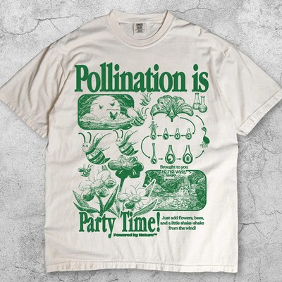 Bee Pollination Vintage T-Shirt, Retro Insect Flower Graphic Tee, 90s