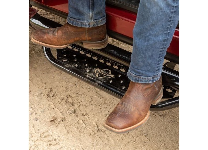 Nova cama Ranch Hand RSF171C6B6S degrau de corrida 6,6 pés 6 passos compatível com F-250 Super Duty - Imagem 2 de 4