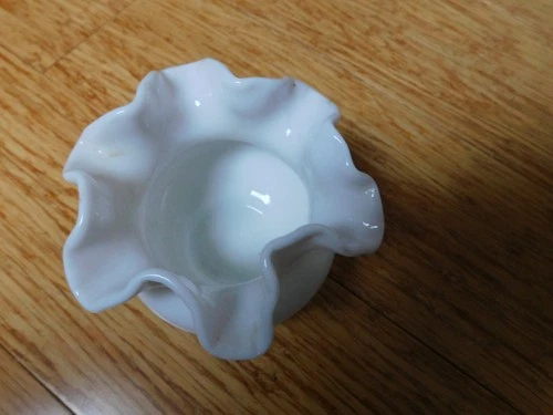 Vintage Fenton Ruffled Crimped Edge Small White Milk Glass Melon Vase