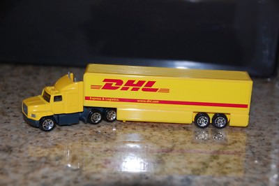 DHL Worldwide Ford Aeromax 1815ME 1:97 scale
