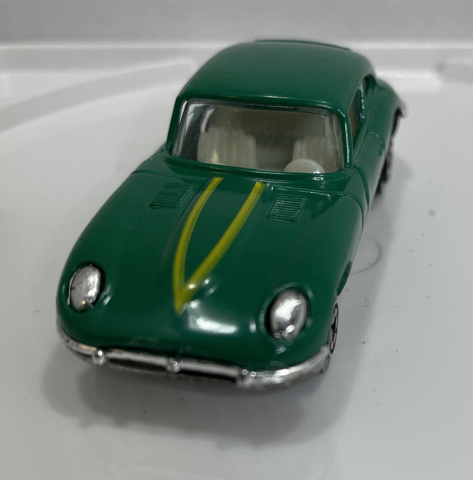 Picture 5 of 16