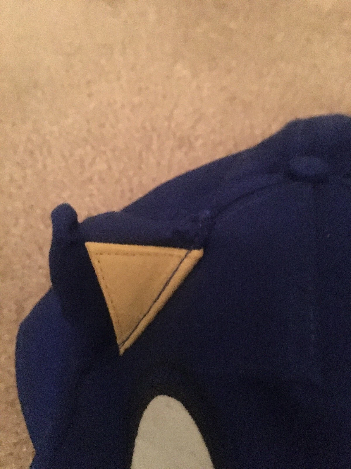 Picture 2 of 8