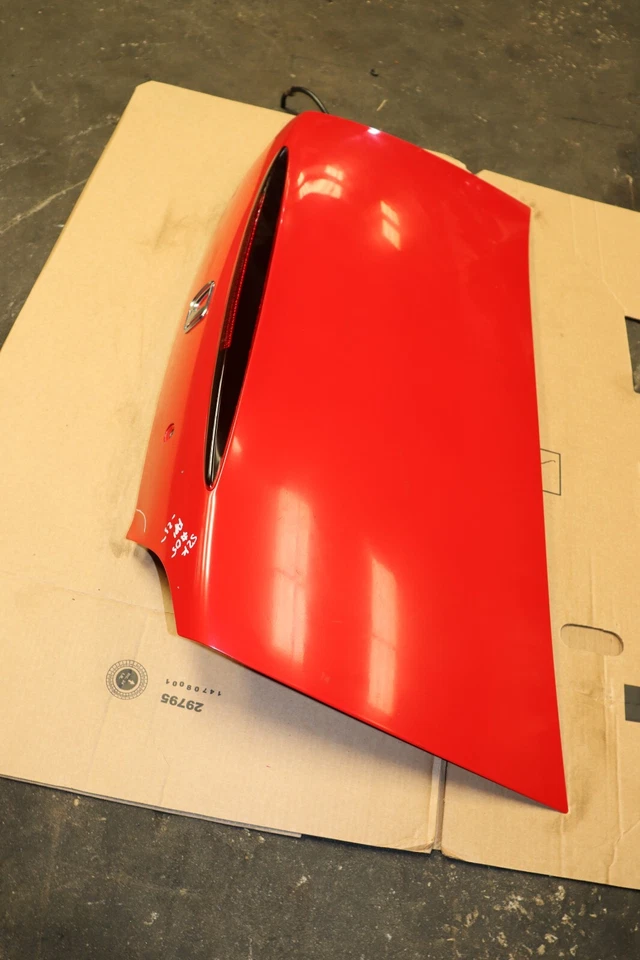 Оригинальная задняя крышка багажника для Honda S2000 A21 2000-2009 годов выпуска с третьим стоп-сигналом - Изображение 3 из 4