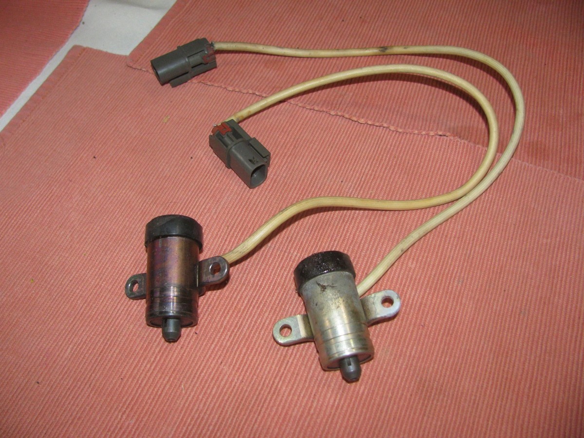1990-1995 Nissan 300zx VTC/Variable Timing Control Valve Solenoid