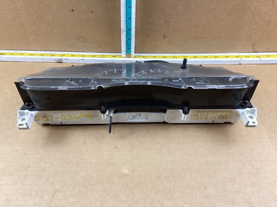 1998 - 2000 年水星登山速度计仪表组 89K 英里原始设备制造商 — 第 4/4 张图片