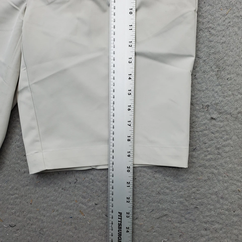 Pantalones Cortos Chinos de Golf Greg Norman Hombres 34 Blanco Rendimiento Calce Elástico Play Dry ML75 Foto 3 de 4