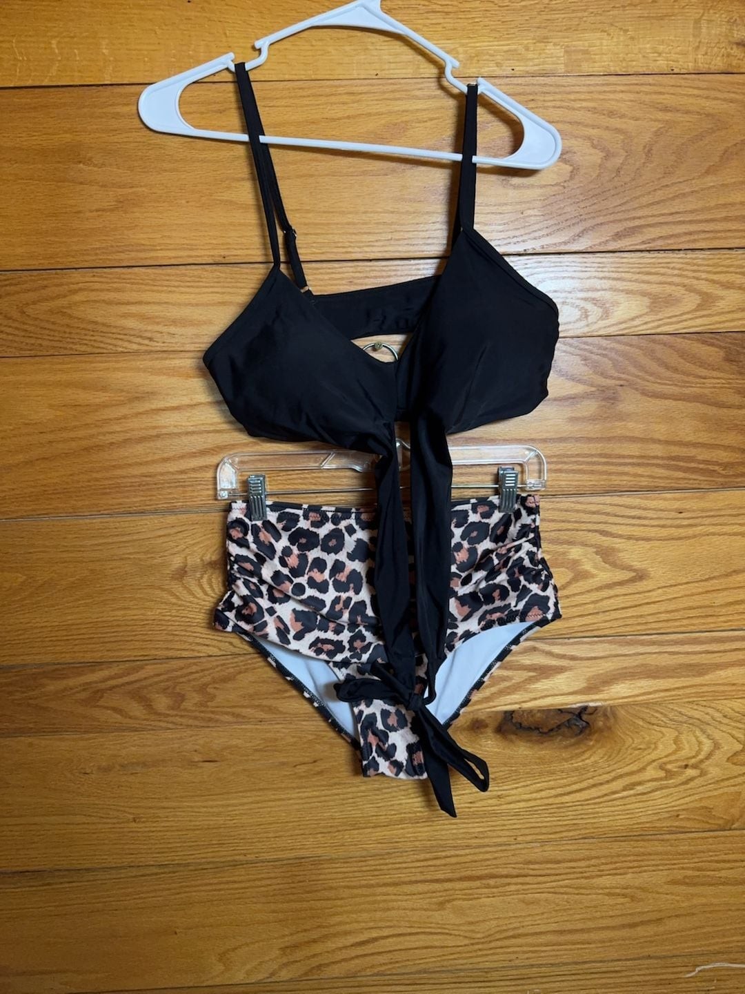 Unbranded Tie-Front Bikini Set with Leopard Print High-Waisted Bottoms Size M