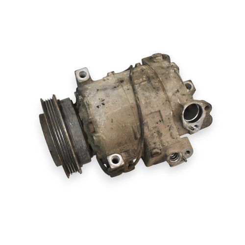 VW Passat (3B) - Klimakompressor - 8D0260808