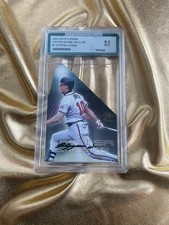 2000 Pacific Prism Center Stage Die-Cuts Chipper Jones #1 MINT 9.0