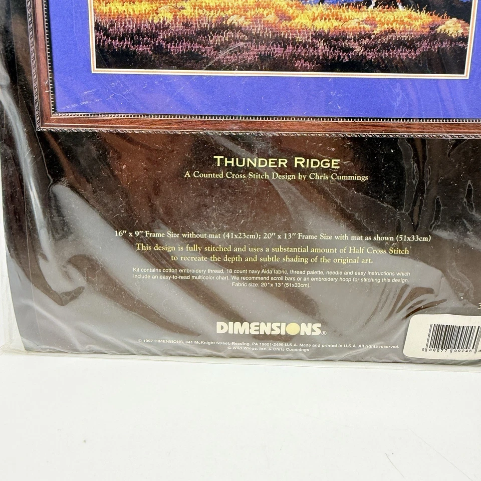 Dimensions Thunder Ridge, 3853 Kit de puntada X contada 1997, colección dorada sellada Foto 3 de 4