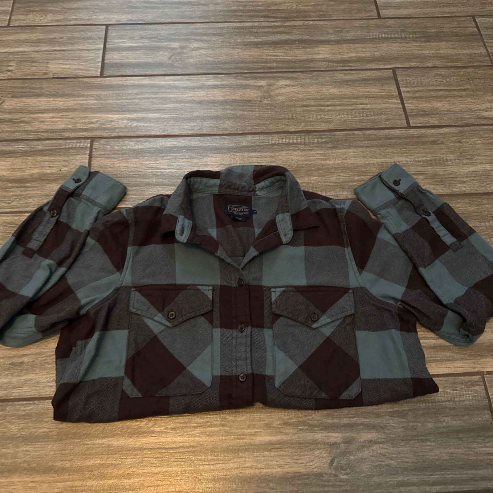 Pendleton Men Medium Wool Flannel Long Sleeve - image 1