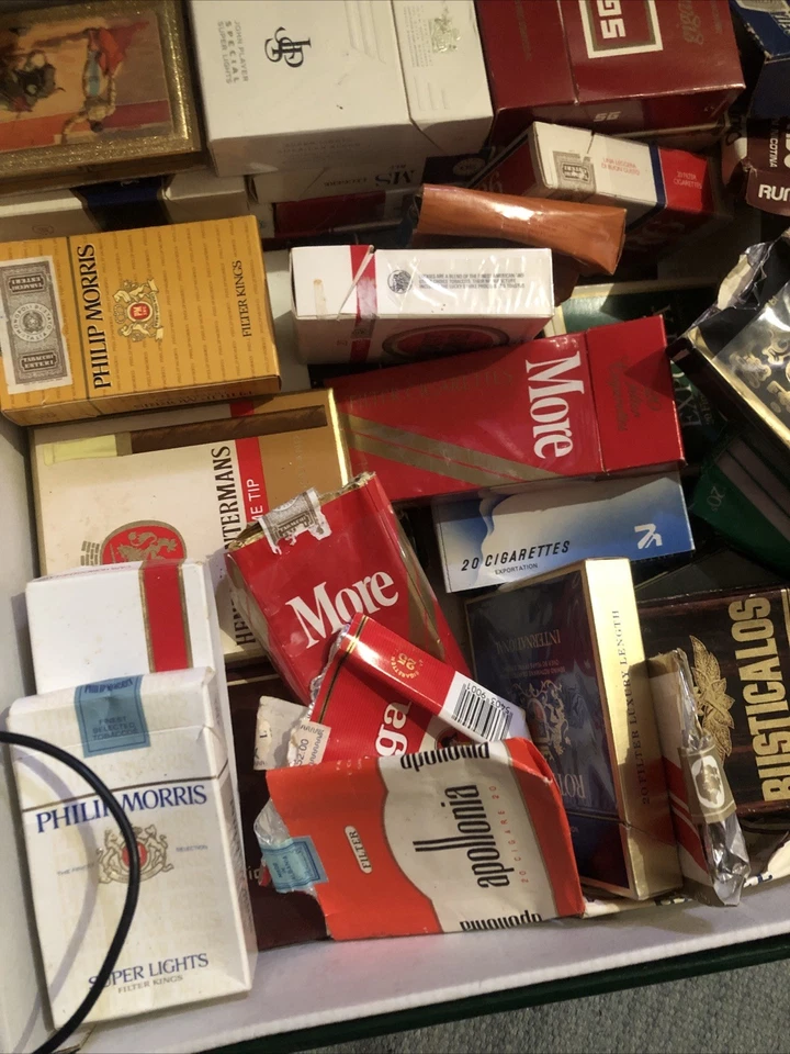 Pacchetti Di Sigarette Vuoti Vintage - Immagine 3 di 4