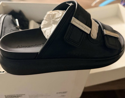Alexander McQueen Black Silver Rubber Slide Sandals 663563W4051 US 9 Adjustable